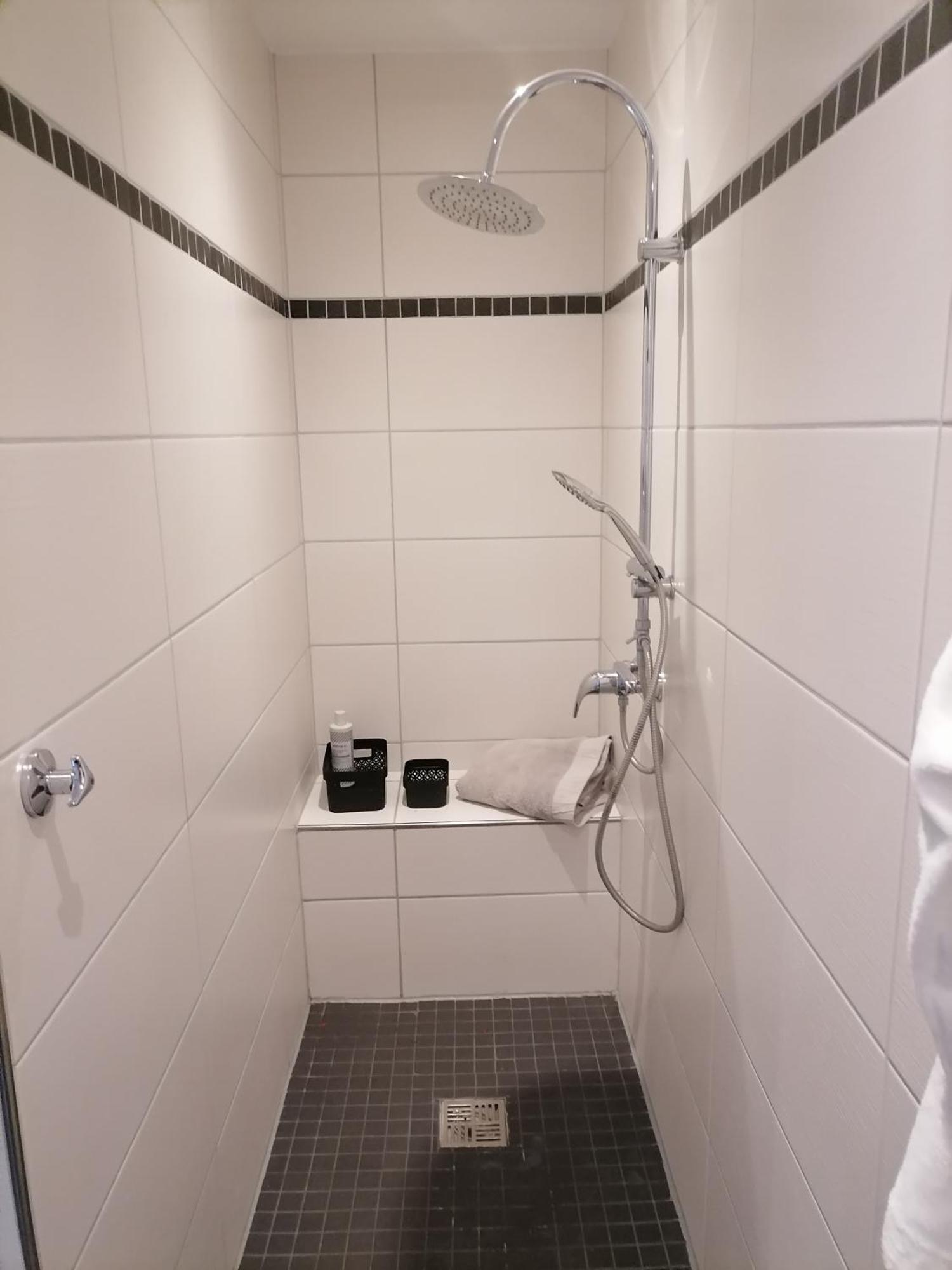 Premium Ferienwohnung "Christine ", Zentrale Ruhige Stadtlage 100 Qm Ebenerdige Dusche Terasse Kaminofen Zweibrücken Exteriör bild